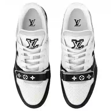 Louis Vuitton Trainer Black