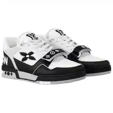 Louis Vuitton Trainer Black