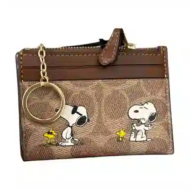 COACH PEANUTS 8