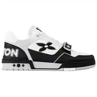 Louis Vuitton Trainer Black