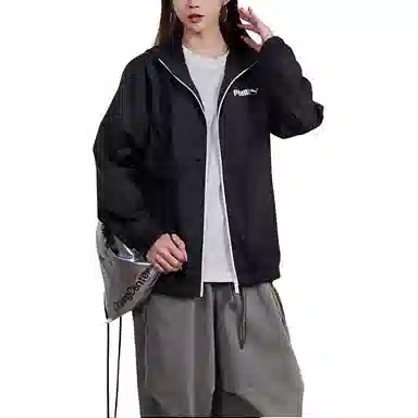 PUMA ESSWINDBREAKER NO. 2 LOGO