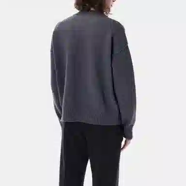 AMIPARIS Classic Heart Crewneck Sweater