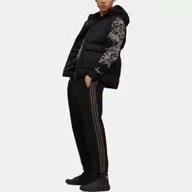 Y-3 FW22 Logo