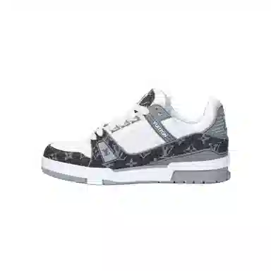 LOUIS VUITTON Trainer Grey White