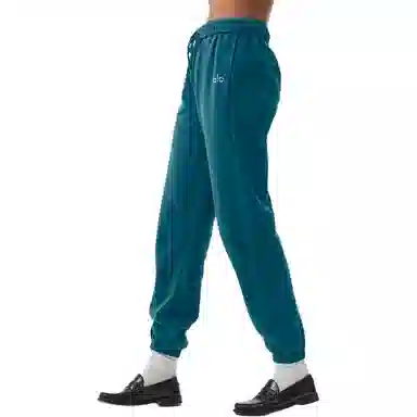 Alo Yoga Accolade Sweatpant