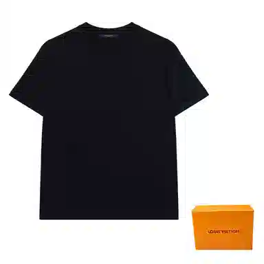 LOUIS VUITTON T