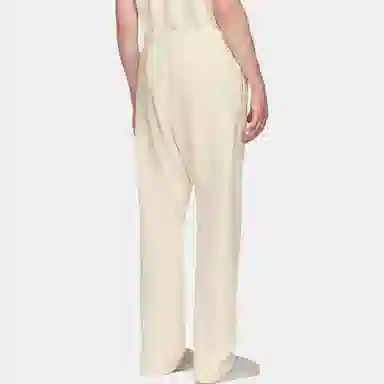 Fear of God Essentials FW22 Relaxed Sweatpant Eggshell