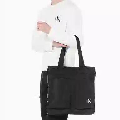 CALVIN KLEIN Tote