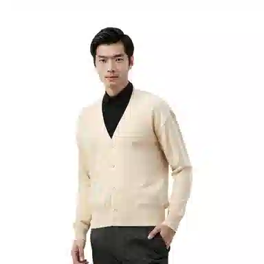 UNIQLO SS24 U V