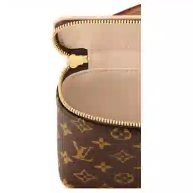 LOUIS VUITTON NICE BEAUTY