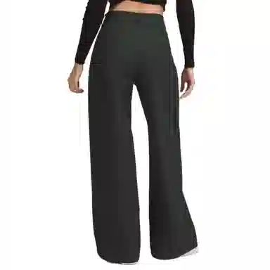 lululemon CITY SLEEK UTILITITECH FW24