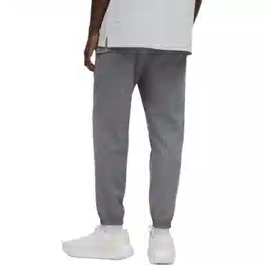 lululemon License to Train SS22 Logo