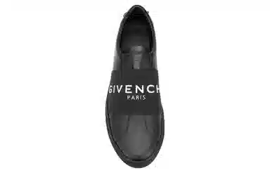 GIVENCHY