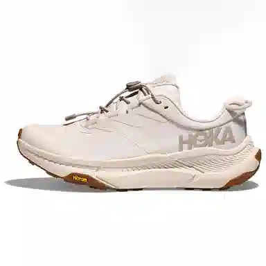 HOKA ONE ONE Transport