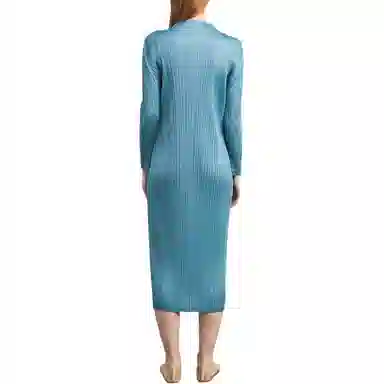 PLEATS PLEASE ISSEY MIYAKE