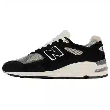 New Balance 990 V2 Black