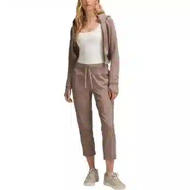 lululemon Dance Studio Swift 25''