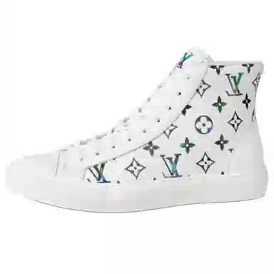 LOUIS VUITTON Tattoo