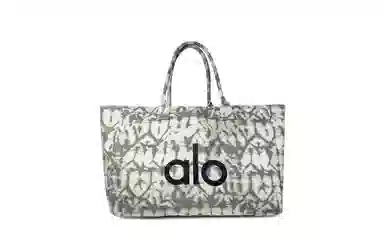 alo yoga Denim Star Tote Bag