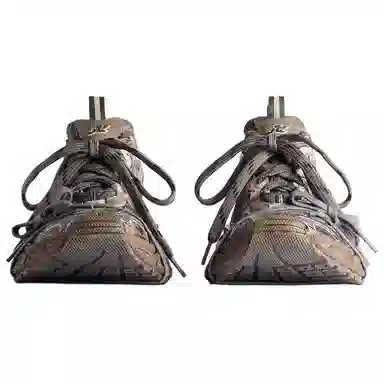 Balenciaga 3XL Brown Black