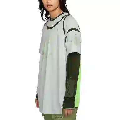Nike ISPA Long Sleeve Tee
