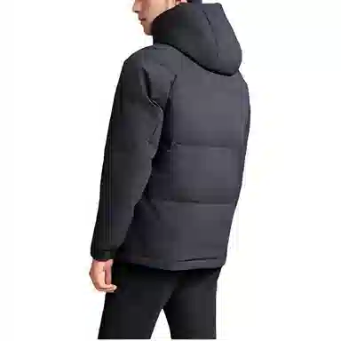 梦特娇 休闲防寒保暖连帽纯色经典羽绒服 男款