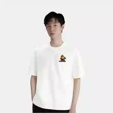 URBAN REVIVO UR T T_