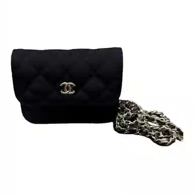 CHANEL 23C Classic Logo Chain Bag Black