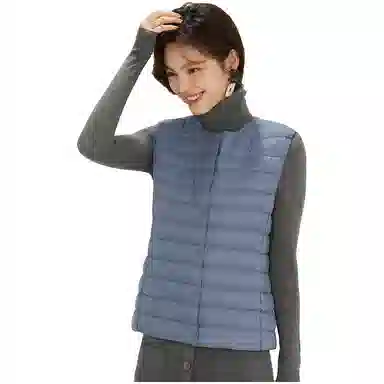 鸭鸭 纯色单排扣圆领无袖内搭外穿百搭日系极简风羽绒马甲 女款