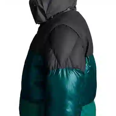 Moncler Aveillan Logo