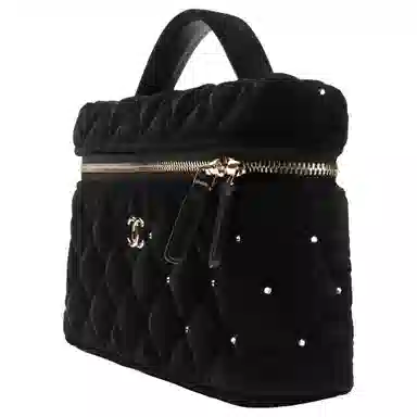 CHANEL 25K Velvet Quilted Bag