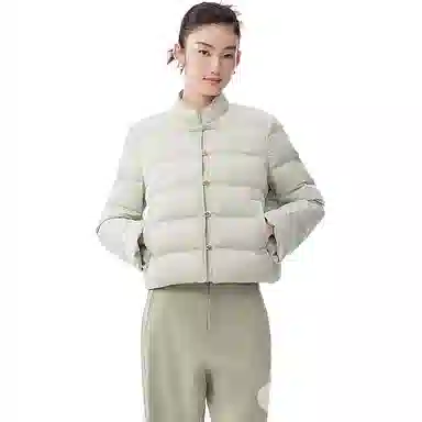 波司登 短款轻薄舒适保暖羽绒服 女款