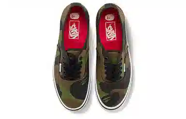 A BATHING APE x Vans Authentic 44 DX Green Camo