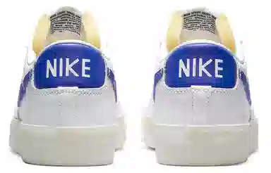 Nike Blazer Low '77 Vintage "Hyper Royal"