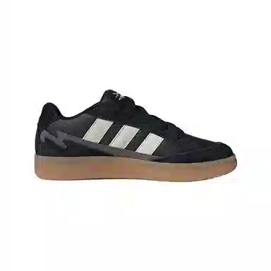 adidas WCARD ADV