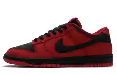 Nike Dunk SB Red Night 2.0