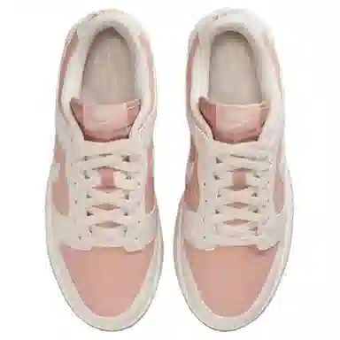 Nike Dunk Low Pink