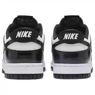 Nike Dunk Low SE "Panda"