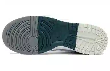 Nike Dunk Low "Remix"