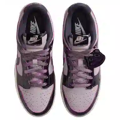 Nike Dunk SE Pink Purple