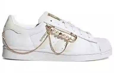 adidas Superstar