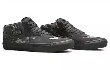 WTAPS x Vans SK8 Mid Camo