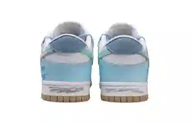 Nike Dunk Low "Cloud Blue"