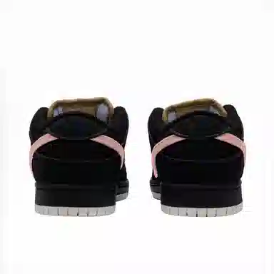 Nike Dunk SB Black Pink