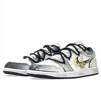 Jordan Air Jordan 1 Low Graffiti Gold