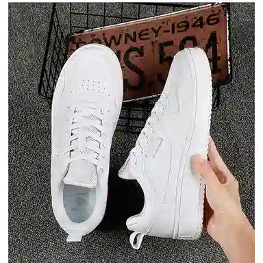 Anta Low-Top Sneakers White