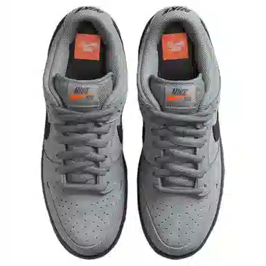 Nike Dunk SB Low Grey