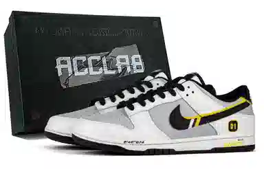 Nike Dunk Low Retro "Panda White Black"