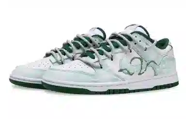 Nike Dunk CNY "Year of the Snake"