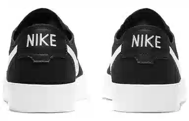 Nike Blazer Low SB Black White